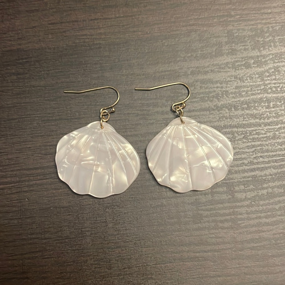 White Sea shell earrings